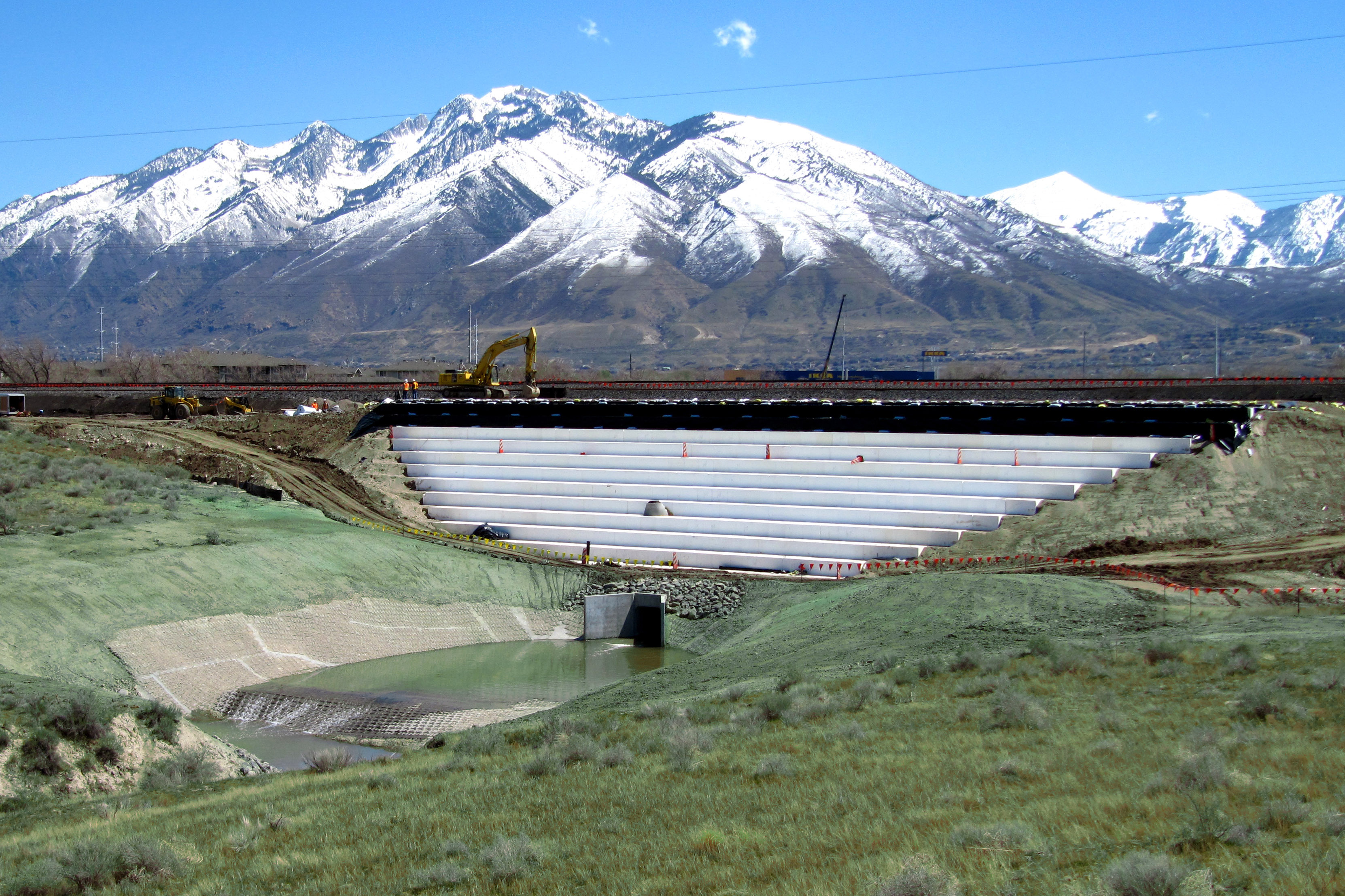 1 14 10 003color rev